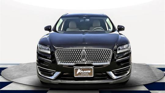 2019 lincoln nautilus base