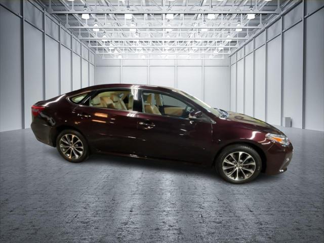 2016 toyota avalon xle