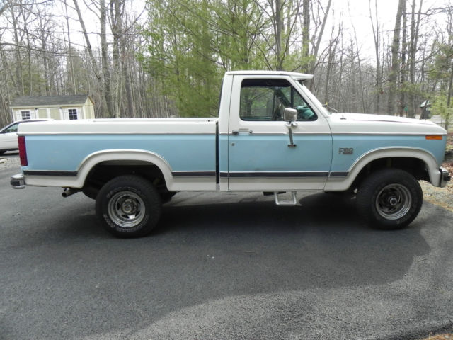 classic 1884 ford f150 xlt 4.9 l stright 6 , manual 4x4