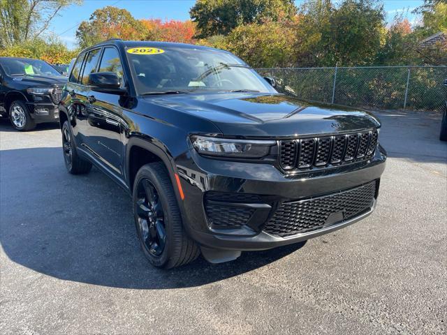2023 jeep grand cherokee altitude