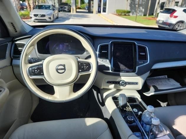 2023 volvo xc90 b5 core