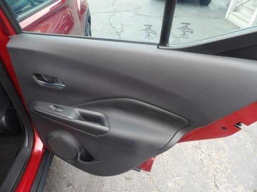 2019 nissan kicks sr in bryan, ohio