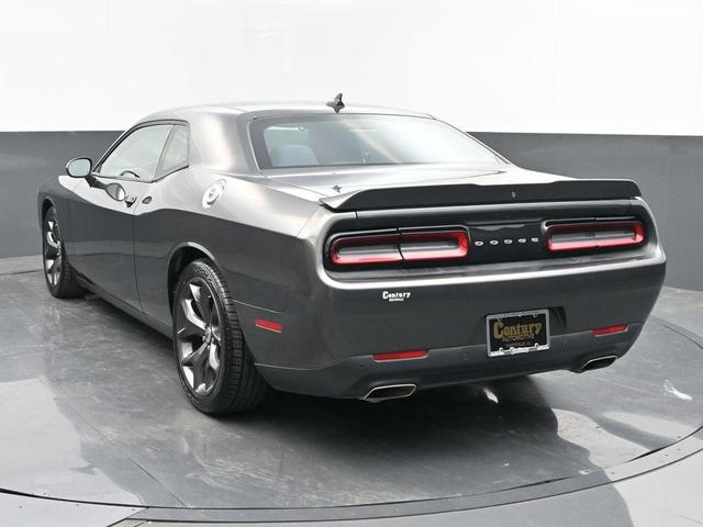 2019 dodge challenger gt
