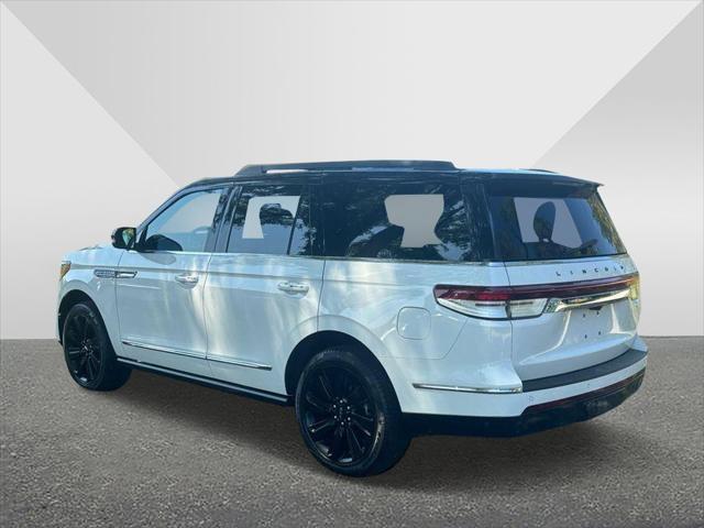 2022 lincoln navigator black label