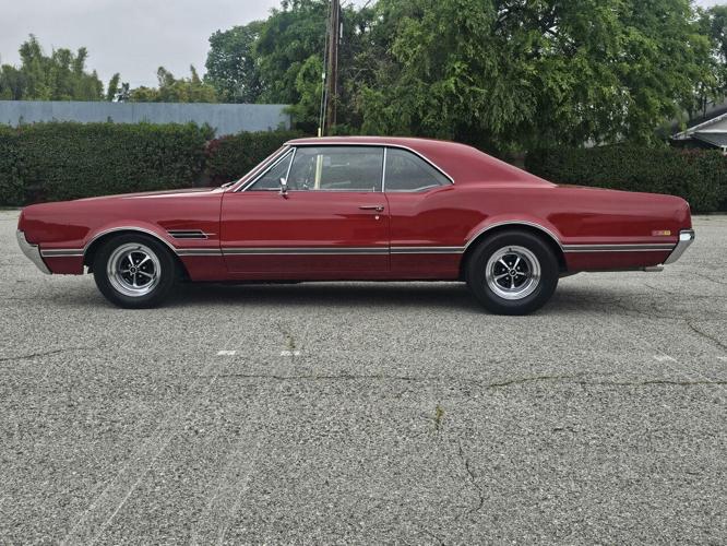 1966 oldsmobile 442 in woodland hills, california