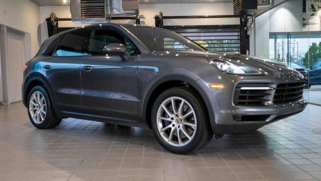 2021 porsche cayenne base