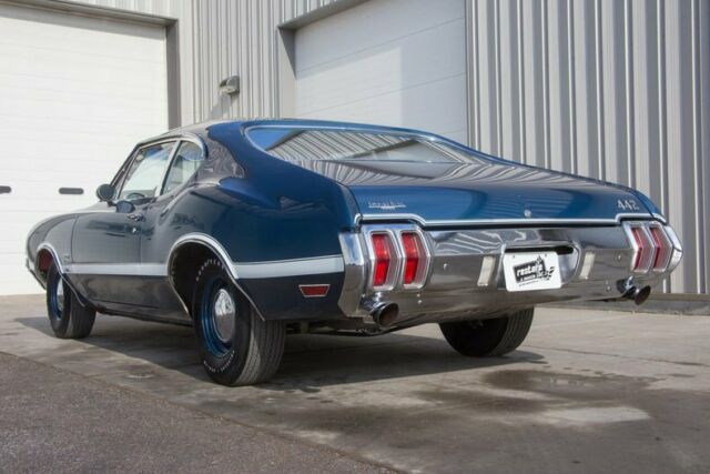 1970 oldsmobile 442 w30 / w27 w30 2305 miles twilight blue coupe 455 w30 4 speed