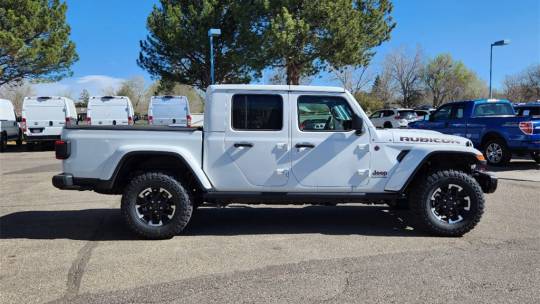 2024 Jeep Gladiator