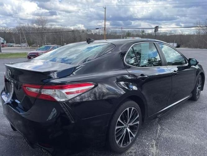 2020 toyota camry se sedan 4d in auburn, maine