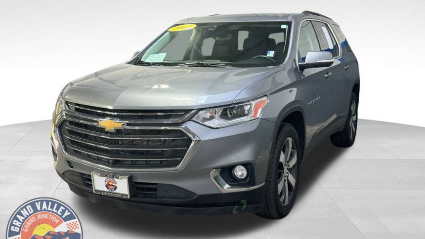 2021 chevrolet traverse lt leather
