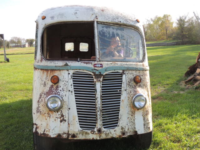 1949 international harvester metro kb3 113" wb step van milk truck good ks title