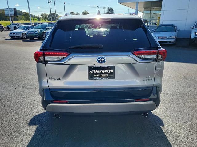 2022 toyota rav4 hybrid se