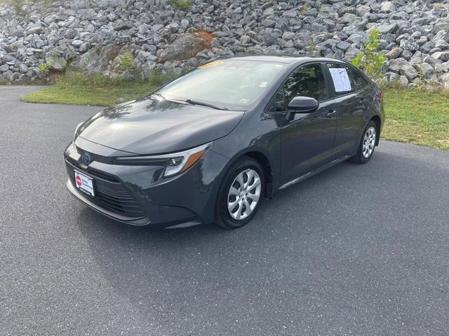 2023 toyota corolla hybrid le
