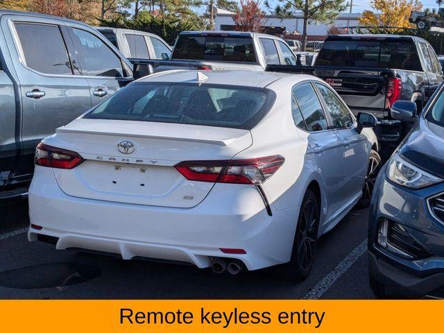 2021 toyota camry se