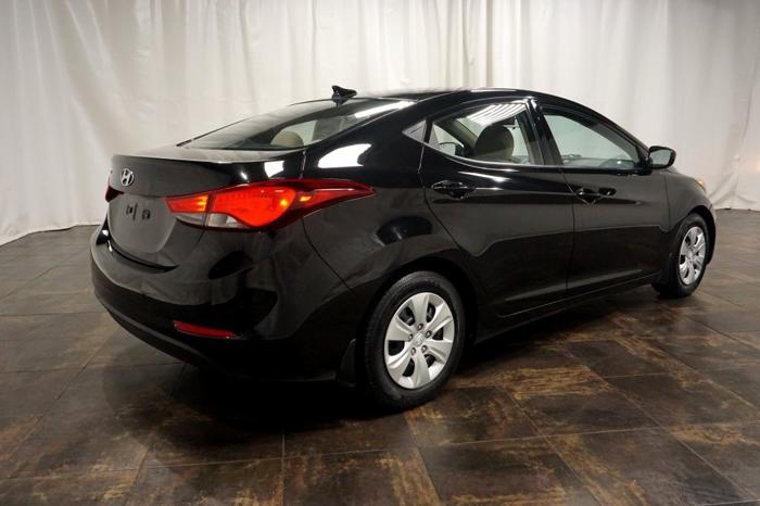 used 2016 hyundai elantra se boardman, oh 44512 for sale in youngstown, ohio