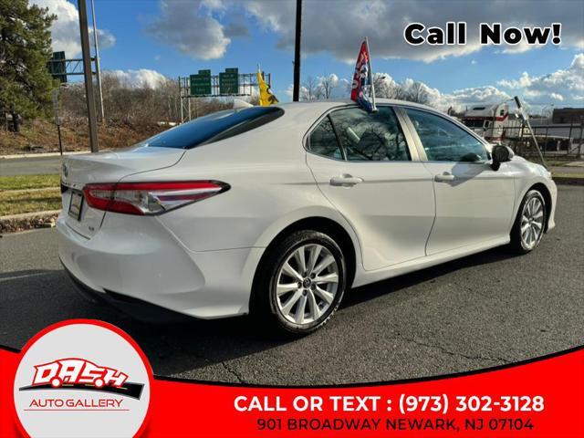2019 toyota camry le