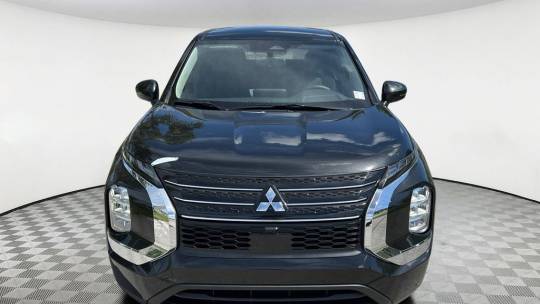 2024 Mitsubishi Outlander