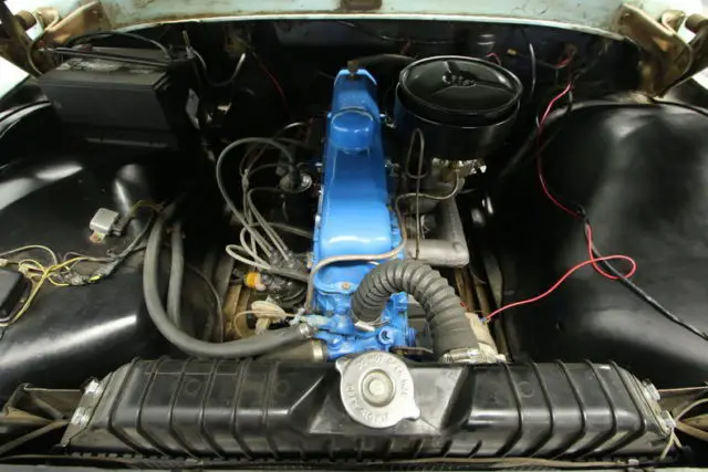 262 inline 6, 4 speed, straight body, great driving suvivor, value priced f-250!