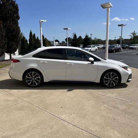 2022 toyota corolla se