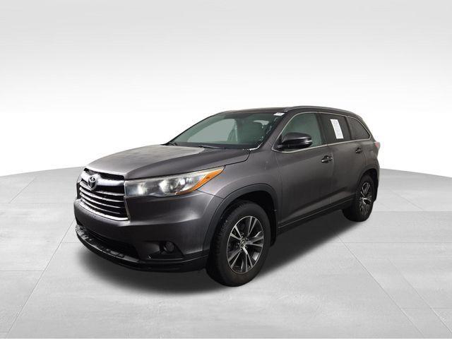 2016 toyota highlander xle