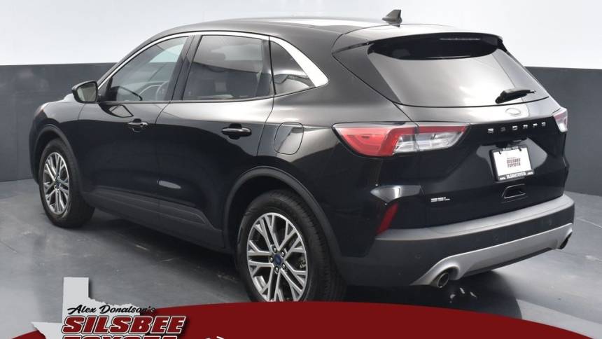 2022 ford escape sel