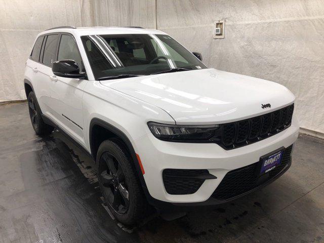2023 jeep grand cherokee altitude