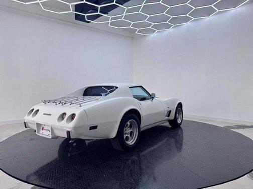 1977 chevrolet corvette
