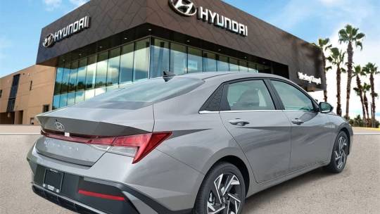 2024 Hyundai Elantra
