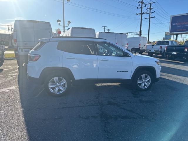 2022 jeep compass latitude