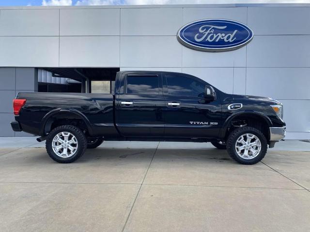 2017 nissan titan xd sv