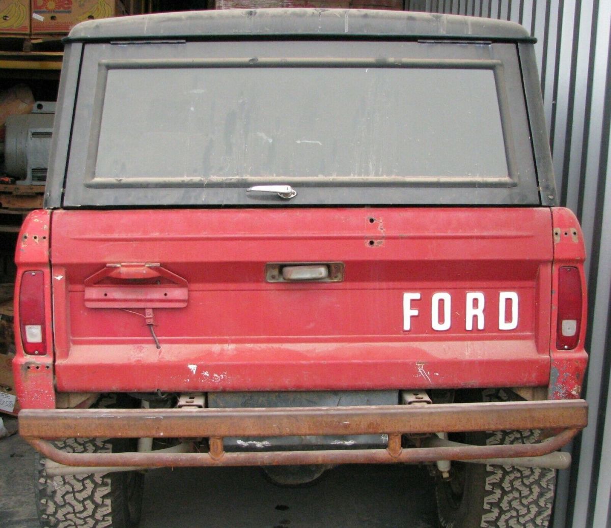 1971 ford bronco 351 windsor 4 - speed manual transmission 35" tires runs good