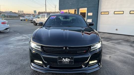 2016 dodge charger sxt