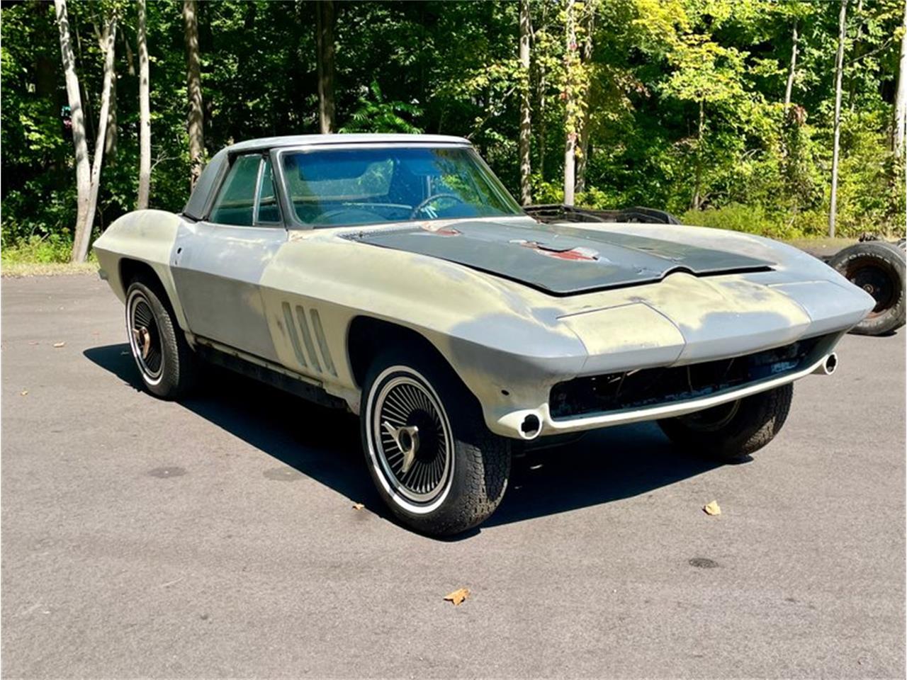 1965 chevrolet corvette
