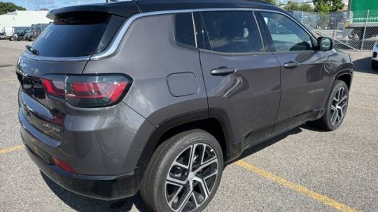 2024 Jeep Compass