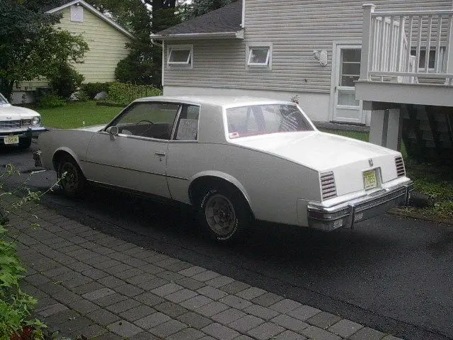 1978 pontiac grand prix base coupe 2-door 3.8l under 60k mi