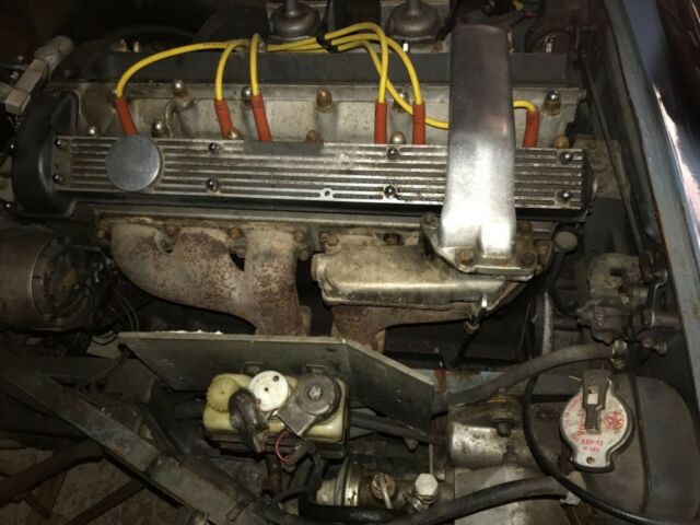 1969 jaguar xke 2+2 manual trans , sunroof , runs xlint , solid , low reserve