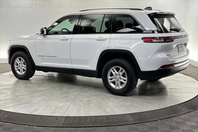 2023 jeep grand cherokee laredo 4x4
