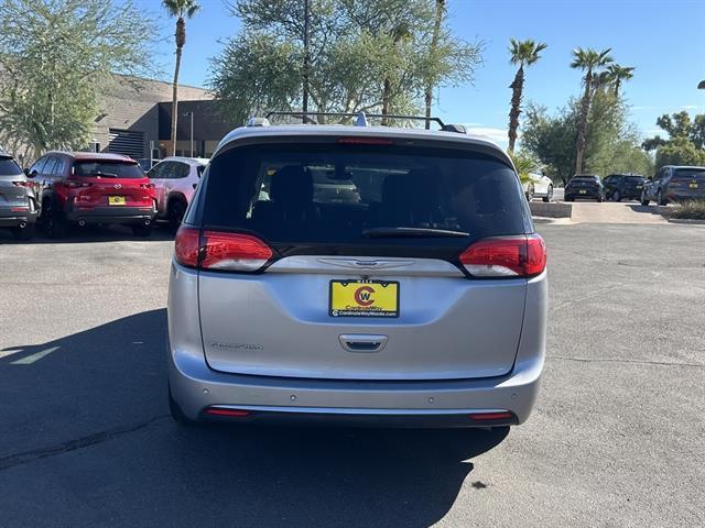 2020 chrysler pacifica touring l