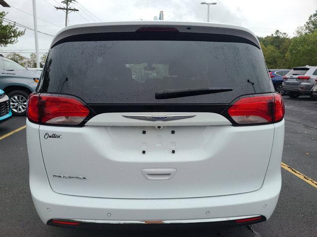2020 chrysler pacifica touring-l