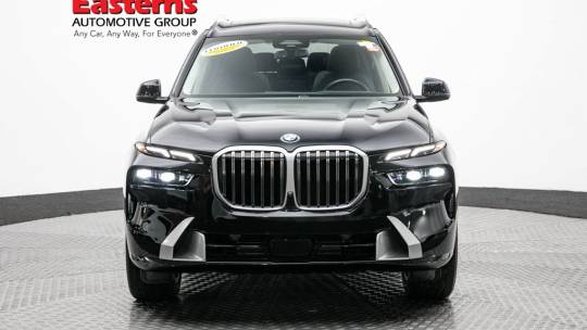 2023 BMW X7
