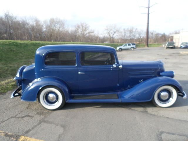 1934 oldsmobile resto street rod corvette and mustang and ford 9 inch
