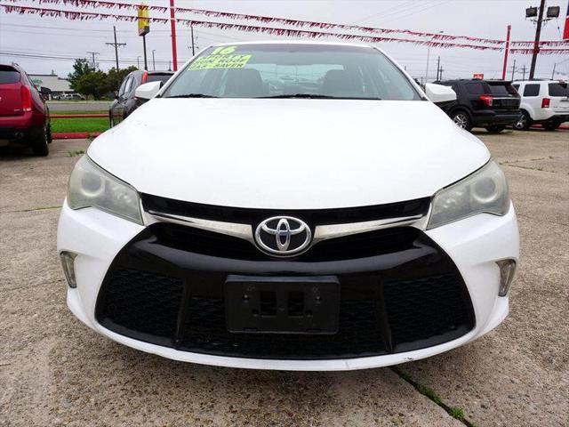 2016 toyota camry xse
