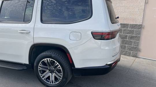 2022 Jeep Wagoneer