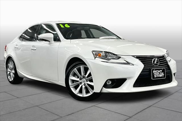 2016 lexus is 200t base