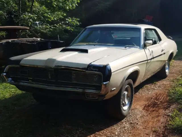 1969 mercury cougar eliminator (sunroof car)