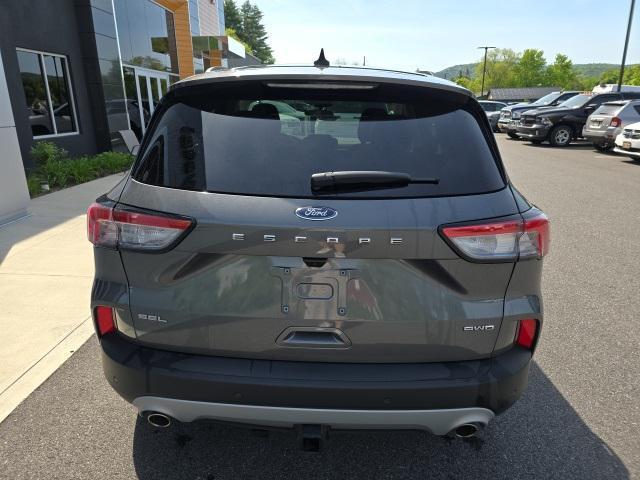2021 ford escape sel