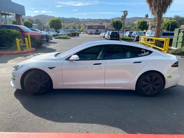 2023 tesla model s base