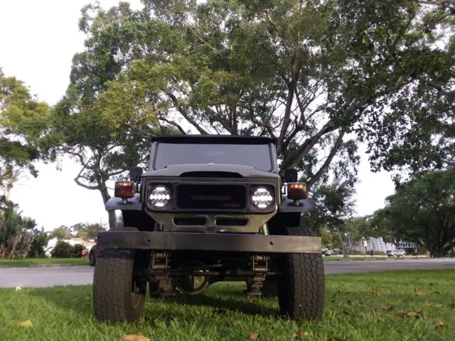 toyota land cruiser fj40,bj40 *rare diesel*