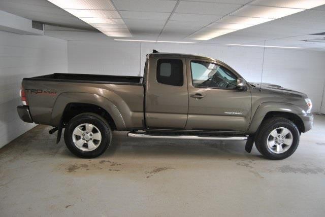 2014 toyota tacoma v6 4x4 v6 4dr access cab 6.1 ft sb 6m for sale in saco, maine