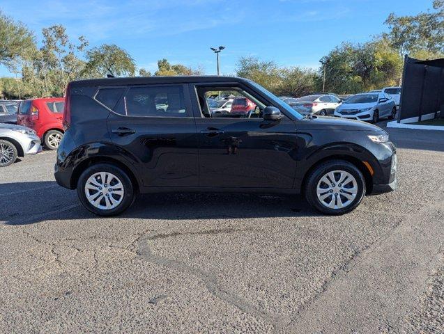 2021 kia soul lx